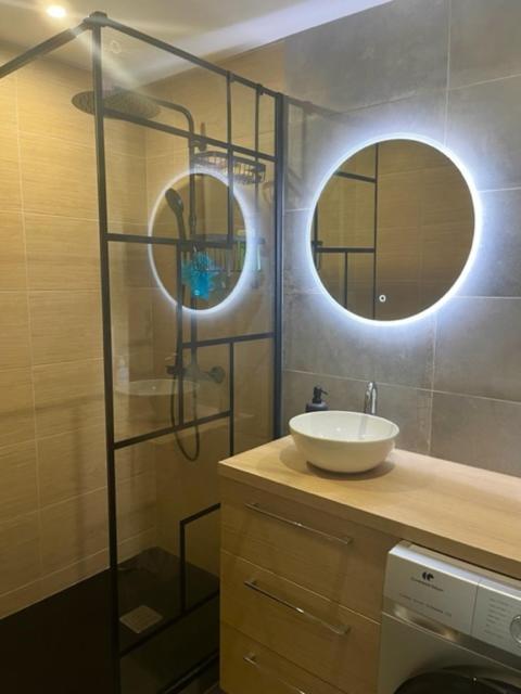 Chambre Privee Dans Un Appartement Partage Villeurbanne Exteriör bild