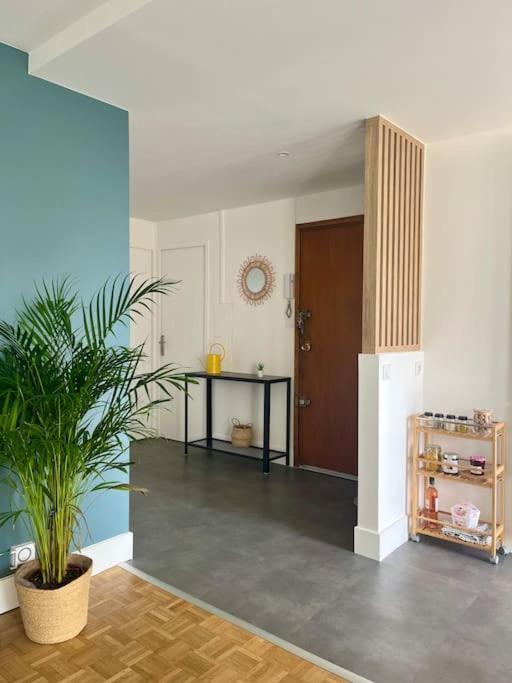 Chambre Privee Dans Un Appartement Partage Villeurbanne Exteriör bild