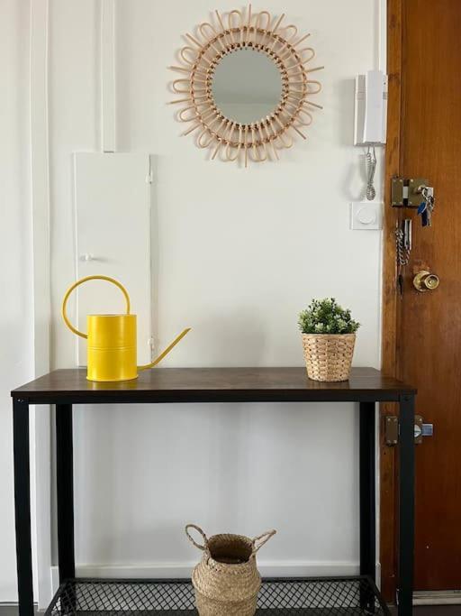 Chambre Privee Dans Un Appartement Partage Villeurbanne Exteriör bild